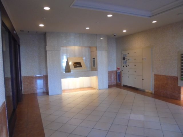 トーシンフェニックス南阿佐ヶ谷弐番館のエントランス