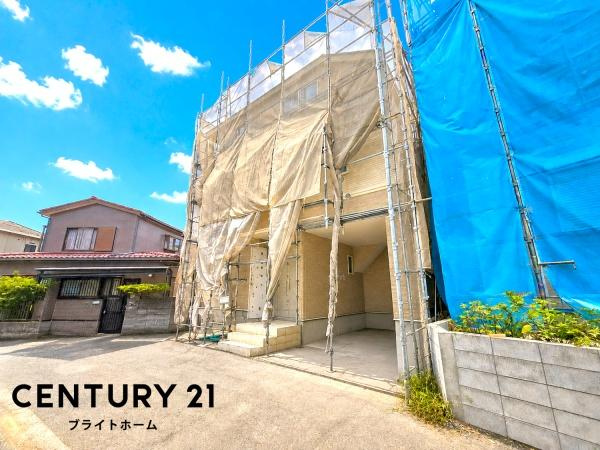 横浜市港南区港南１丁目の新築一戸建の前面道路含む現地写真|陽当りの良さが伝わります。
是非一度、現地へ起こしください。

