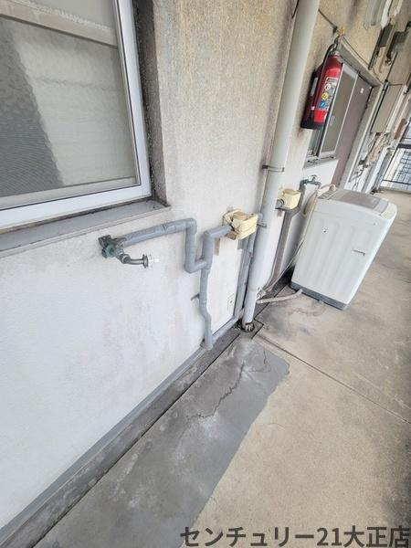 マンション松原の玄関|洗濯機置場
