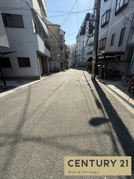 夕凪１丁目中古戸建の前面道路含む現地写真