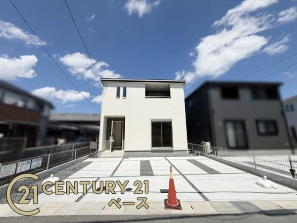 リーブルガーデン菅原町 １号棟 ／新築一戸建の外観|■現地撮影写真■耐震等級３の地震に強安心の邸宅！雨で汚れを洗い流してくれるセルフクリーニング機能付き外壁！お気軽にお問い合わせください！■