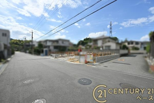 クレイドルガーデン穴虫 １号棟 ／新築一戸建の前面道路含む現地写真|■現地撮影写真■前面道路も広々としていて安心！