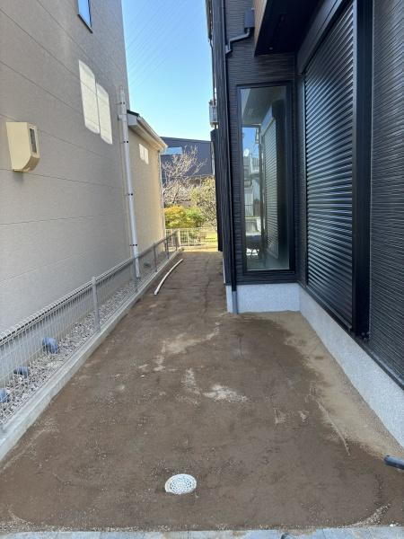 岡崎市二軒屋町1丁目01期　全2棟・1号棟の庭|ウッドデッキやBBQ。想像が膨らむお庭
