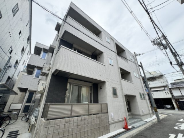 スペチアーレ平野東