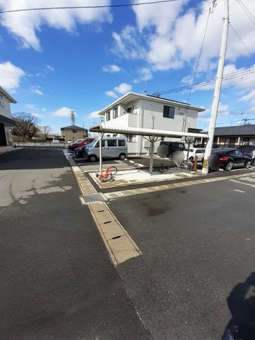 パインアルブル　Ｂの駐車場