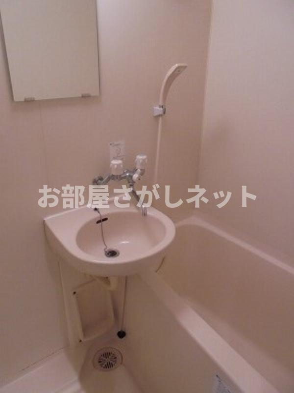 クレアシオン早稲田【おとり物件なし】の浴室