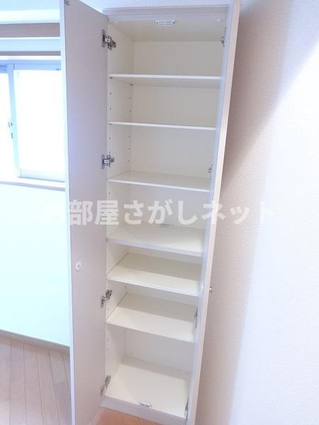 アーバイル池袋ＥＡＳＴ【おとり物件なし】の収納