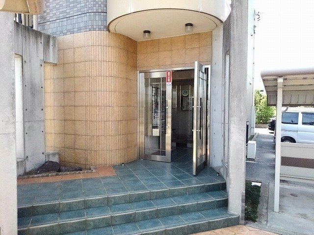 ラフレシ－ル　タミのエントランス