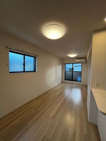 グランブルー八代　Ａの居間・リビング