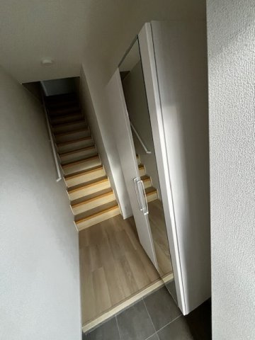 グランブルー八代　Ａの玄関