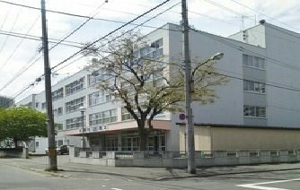 クレストコートⅡの周辺|市立山鼻小学校まで350m