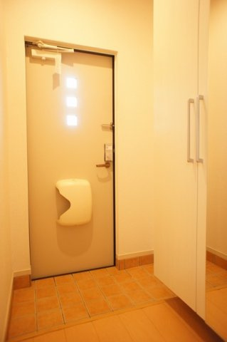 ココネリゾートⅠの玄関