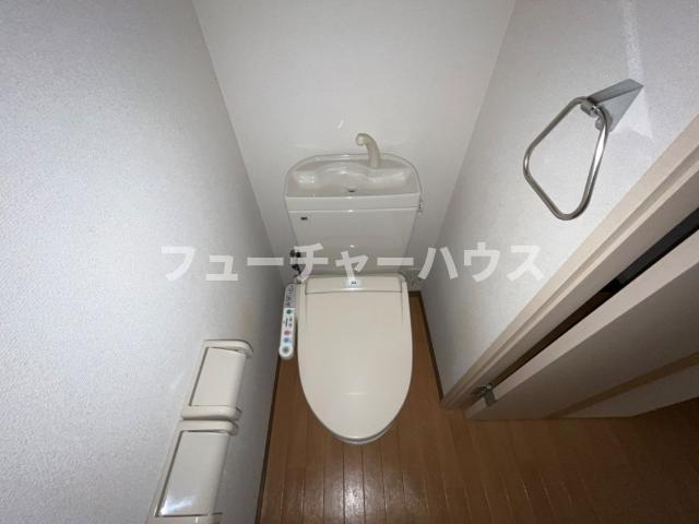 ラフィネ（Raffine）のトイレ|シャワー付トイレ