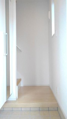 ヴェルデ令和の玄関