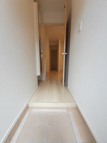 パイン　ビレッジの玄関