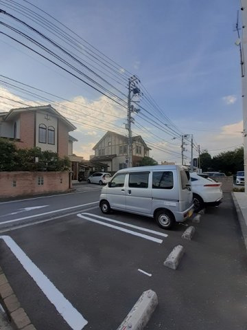 シャンド・フルール　Ⅰの駐車場