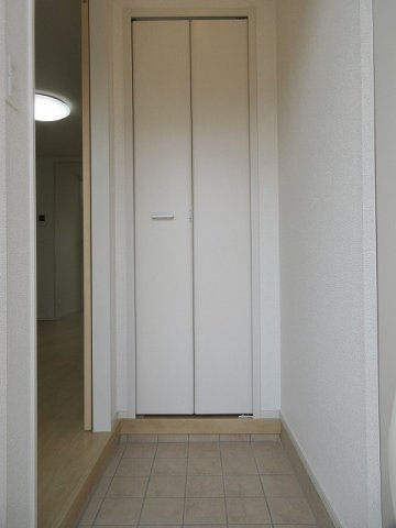 カーサ・フェリーチェ　Ｂの玄関