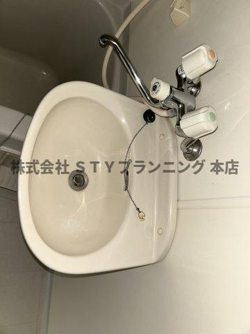 仲介手数料0円！レナジア名古屋芸大前の洗面所
