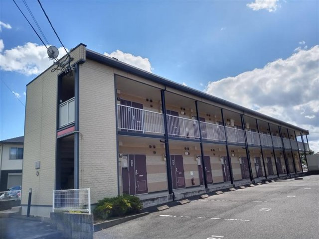 レオパレスアークハイツⅡの外観|おしゃれな外観です