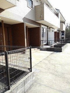 キャトルセゾンのエントランス|建物の内部です