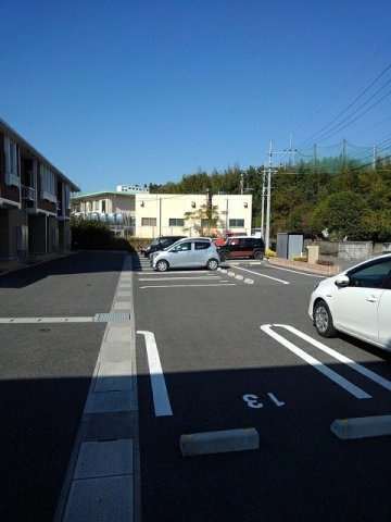 ドリームハイツＤの駐車場