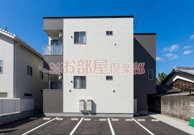 モアメゾン中央公園前の外観|落ち着いた雰囲気の外観です