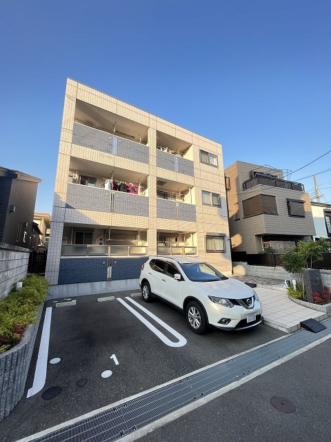 尼崎市尾浜町３丁目のアパートの外観