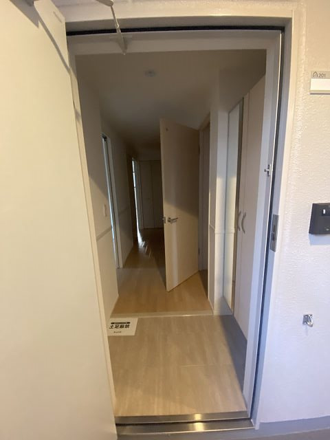 ヴェルージュの玄関