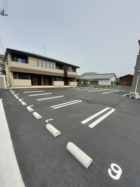 ミルトフィデールＢの駐車場