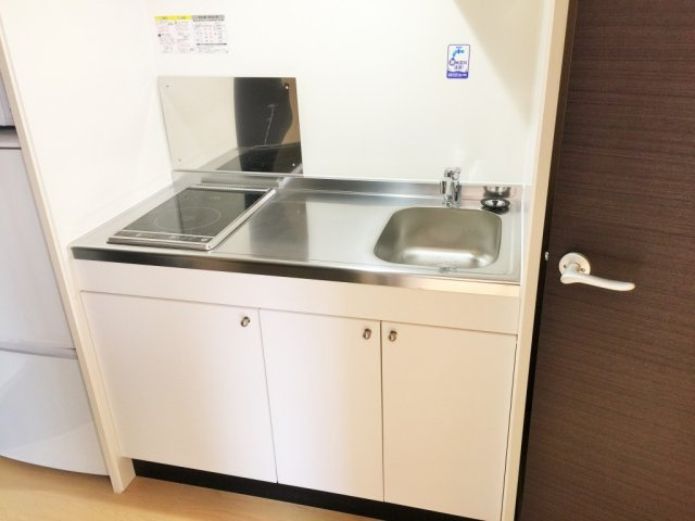 クレイノレモンバームのキッチン|電気コンロ2口