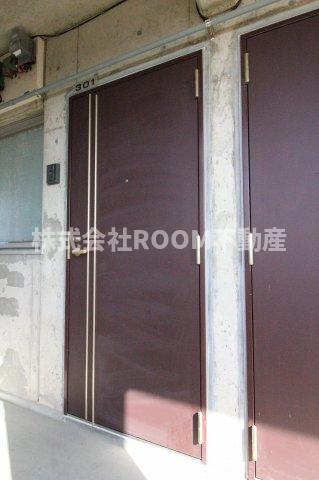 センチュリー21神之山の玄関|ゆったりとした玄関です
