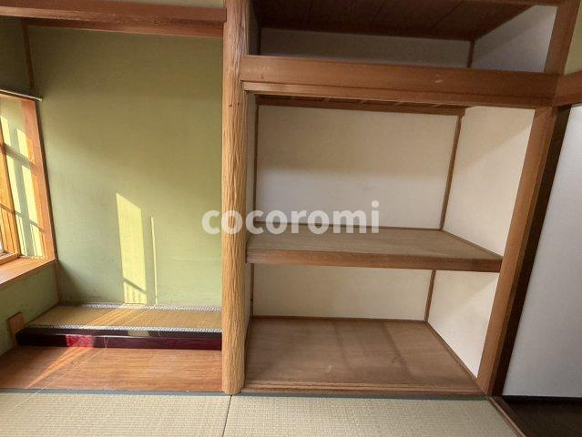 寝屋川市高柳貸家の収納