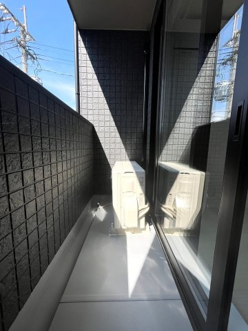 ラヴィ新八代のバルコニー