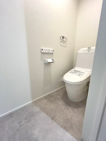 ラヴィ新八代のトイレ