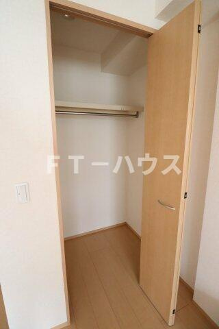ＧＥＮＯＶＩＡ原木中山の収納