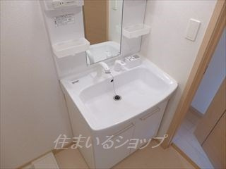 グリーン　ワールドⅡの洗面所|シャンプードレッサー
