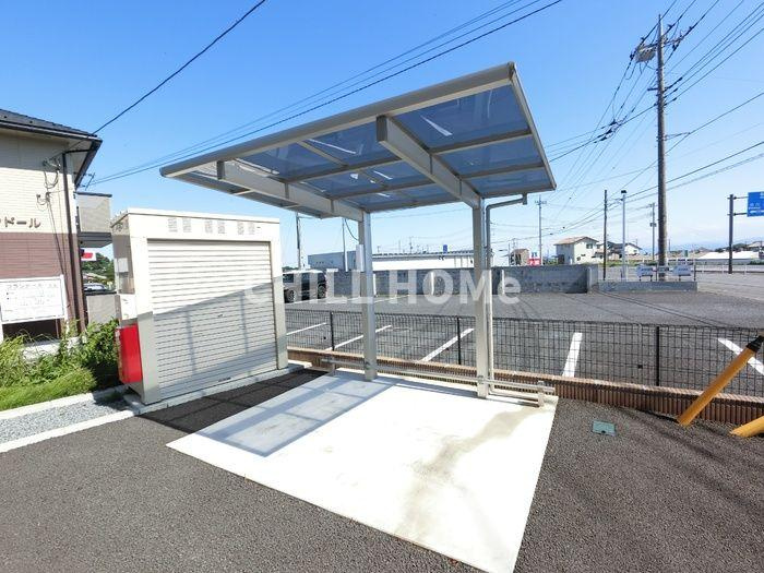 ノアエストの駐車場|当社、チルホームのHPもご覧ください(^^)/物件情報多数♪