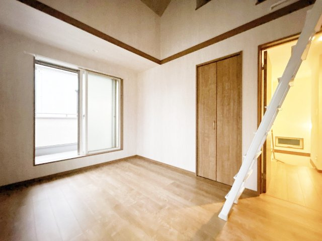 神戸市垂水区千鳥が丘　中古一戸建の洋室