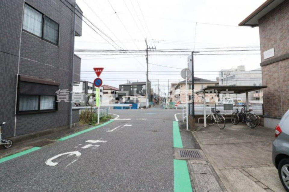ドゥカルムの駐車場|駐車場に車を止められます