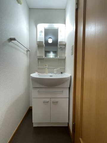 アップヴィレッジＢの洗面所