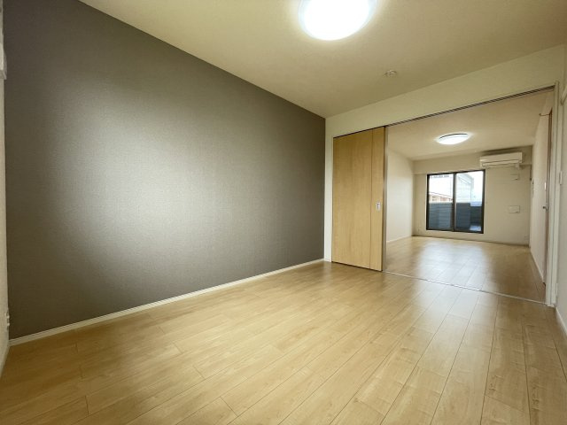 イースト　ワン　ピースの内装