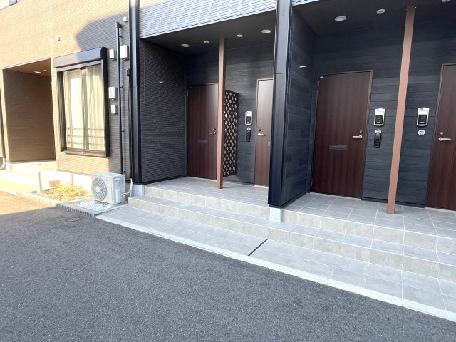メゾン・カイティスⅠの駐車場