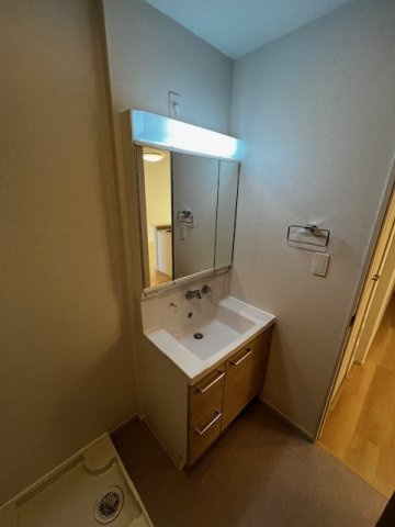 グランブルー八代　Ａの洗面所