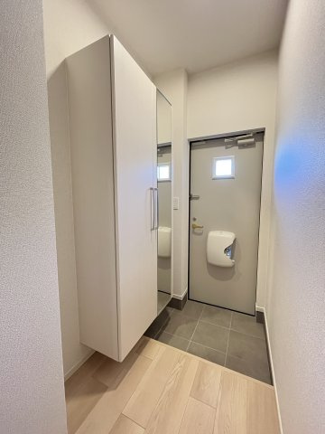 グランブルー八代　Ｂの玄関