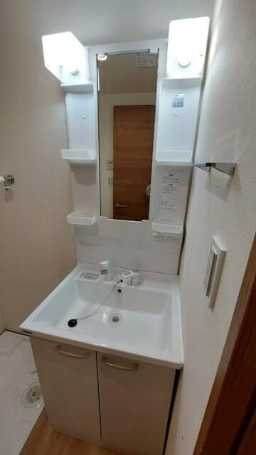 ルフレ本牧の洗面所