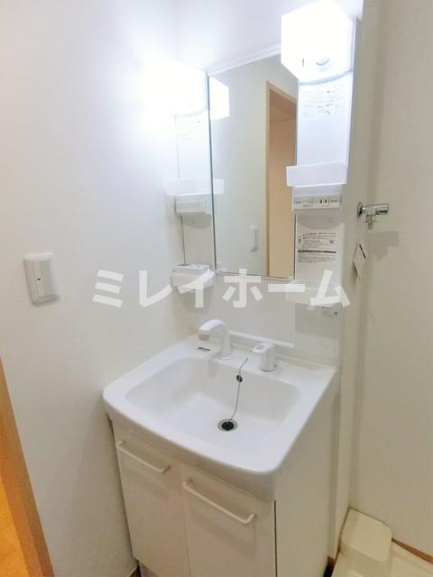 グロリア上池台の洗面所