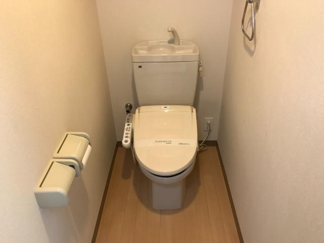 リブベースのトイレ|シャワー付トイレ