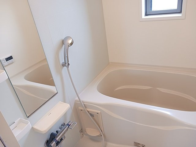 グラース　クローⅤの浴室|コンパクトで使いやすいお風呂です