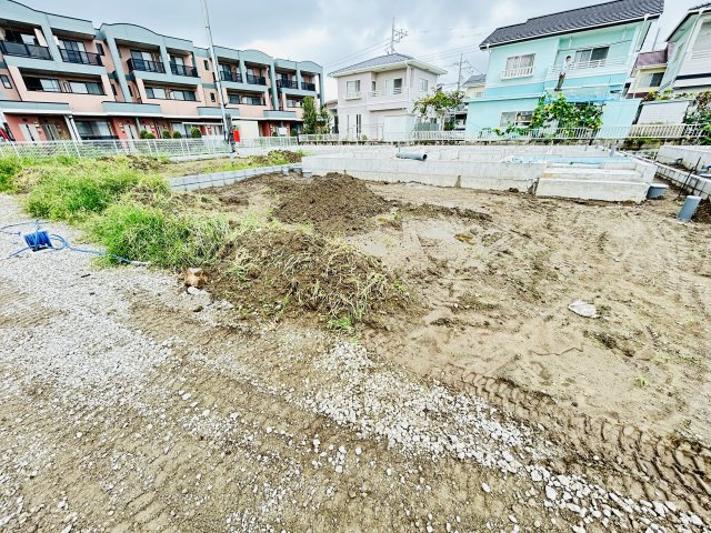 新築　前橋市青柳町第27　クレイドルガーデン　6号棟の駐車場|　駐車スペースは並列3台分可能です！
