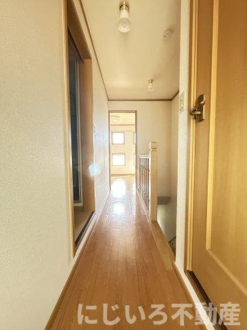 オレンジハイツAの玄関